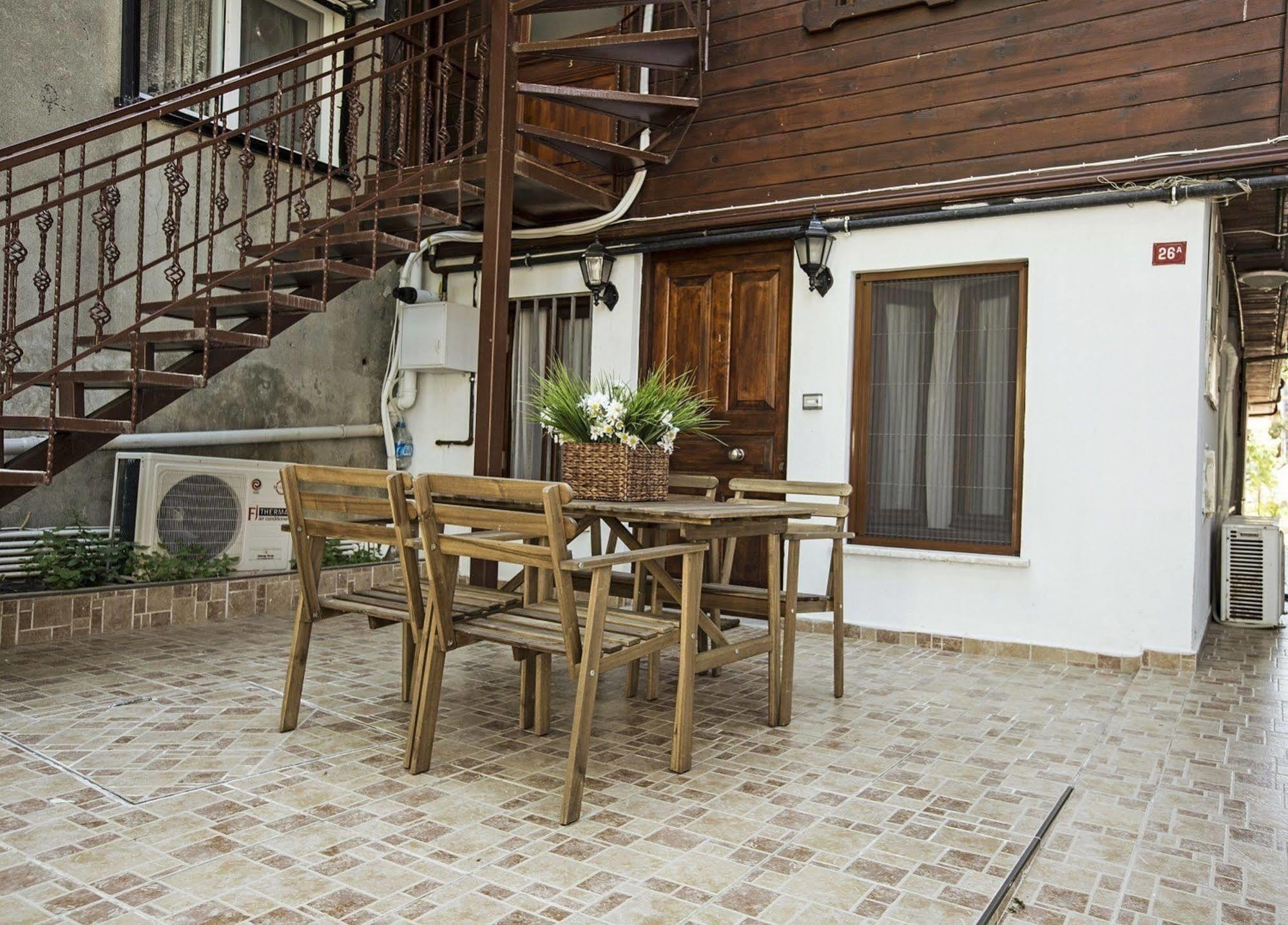 Buyukada Apart Hotel - Sehbal Adalar Esterno foto