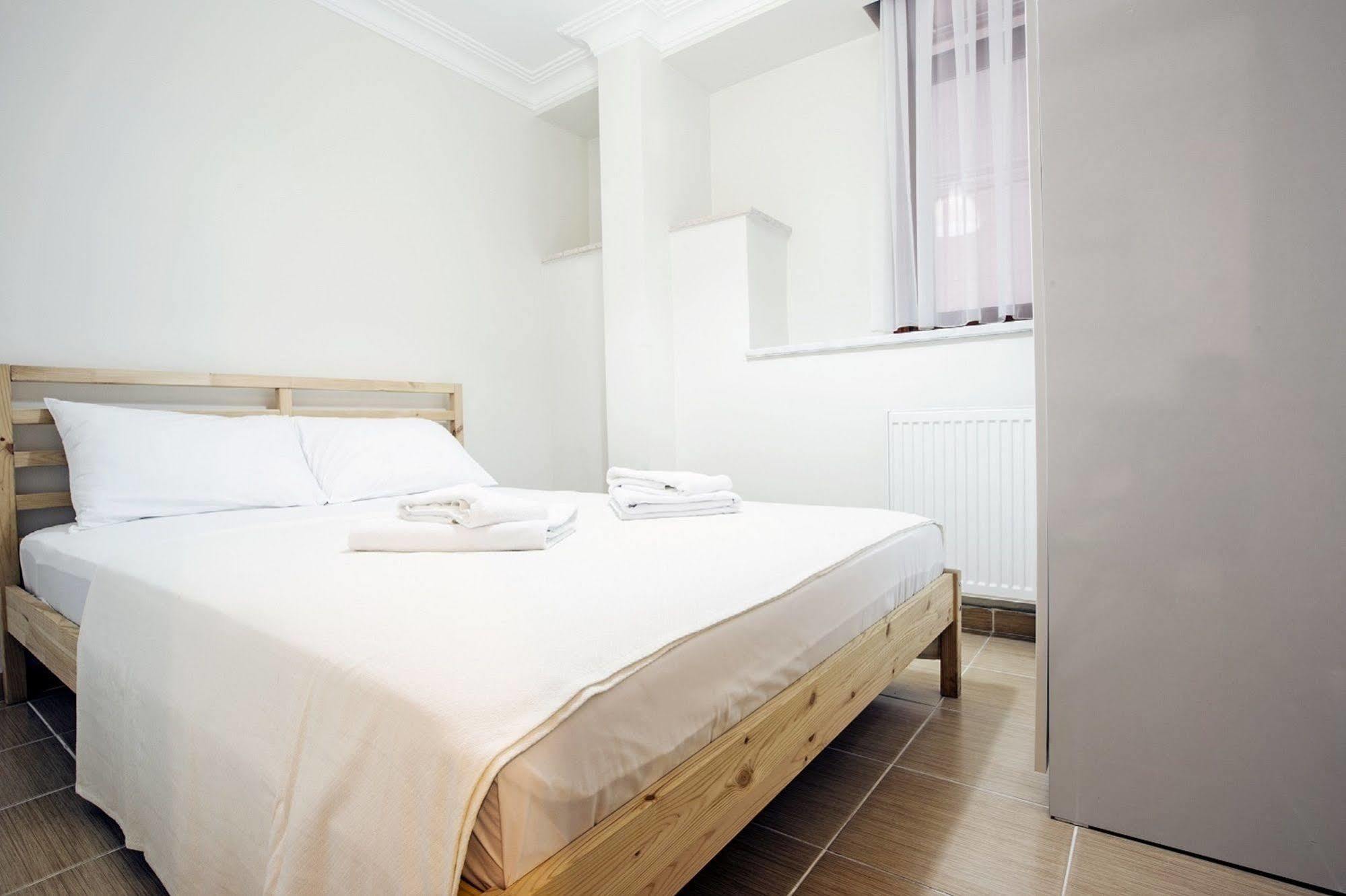 Buyukada Apart Hotel - Sehbal Adalar Esterno foto