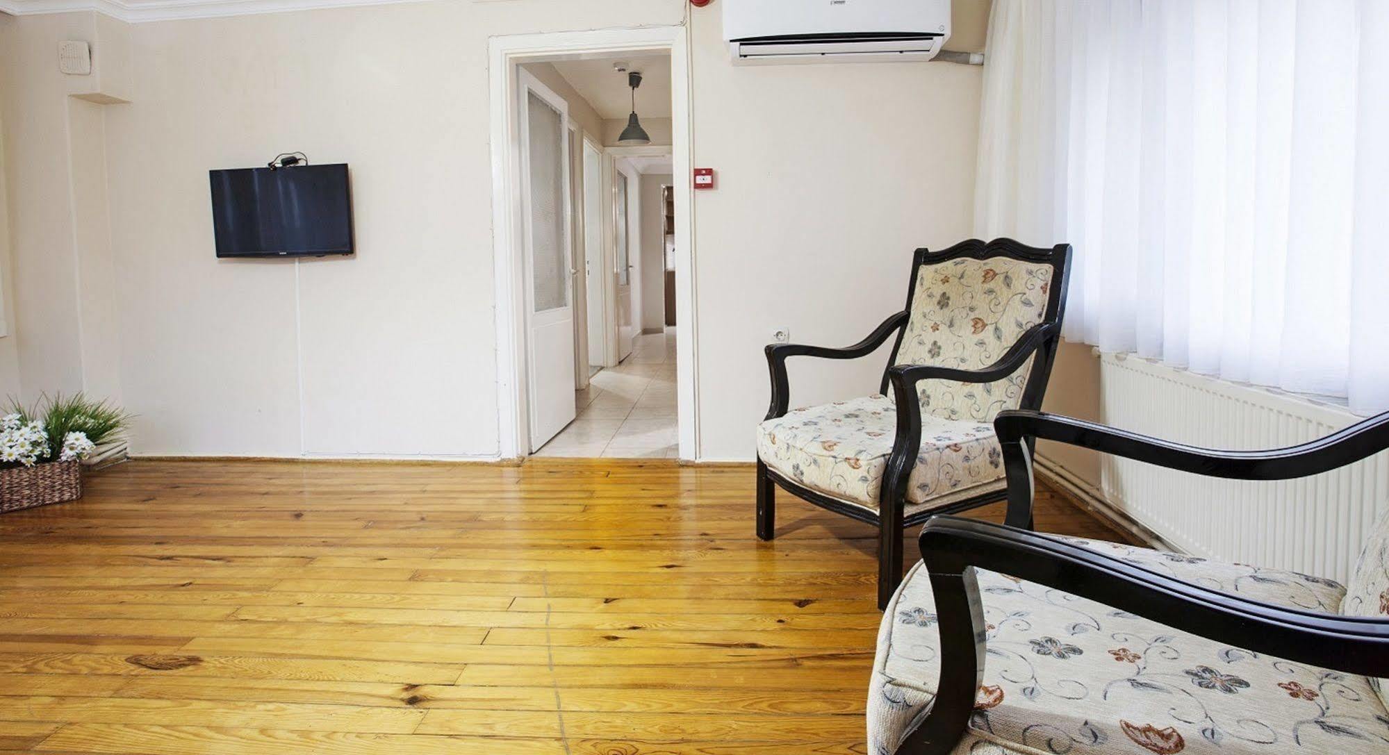 Buyukada Apart Hotel - Sehbal Adalar Esterno foto